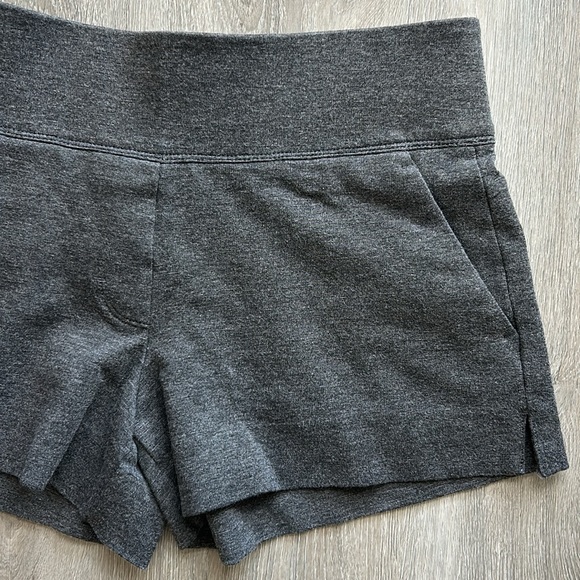 Aritzia - The Group Babaton Jersey Knit Pull On Shorts - Dark Grey - Picture 2 of 7